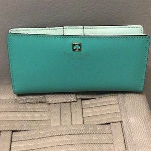 Kate spade wallet in great condition